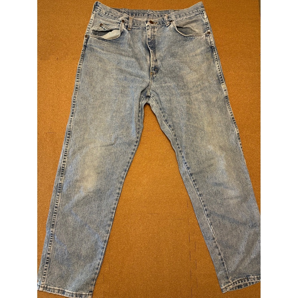 Wrangler Straight Leg Jeans Mens 36x32 Light Wash Vintage Made in USA 97601AS